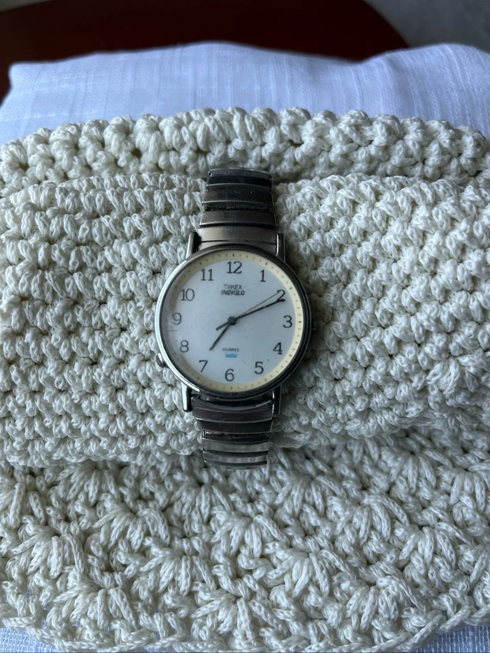 Vnt. Timex Classic Indiglo Easy Reader Watch Expanding Band NOT WORKING A1